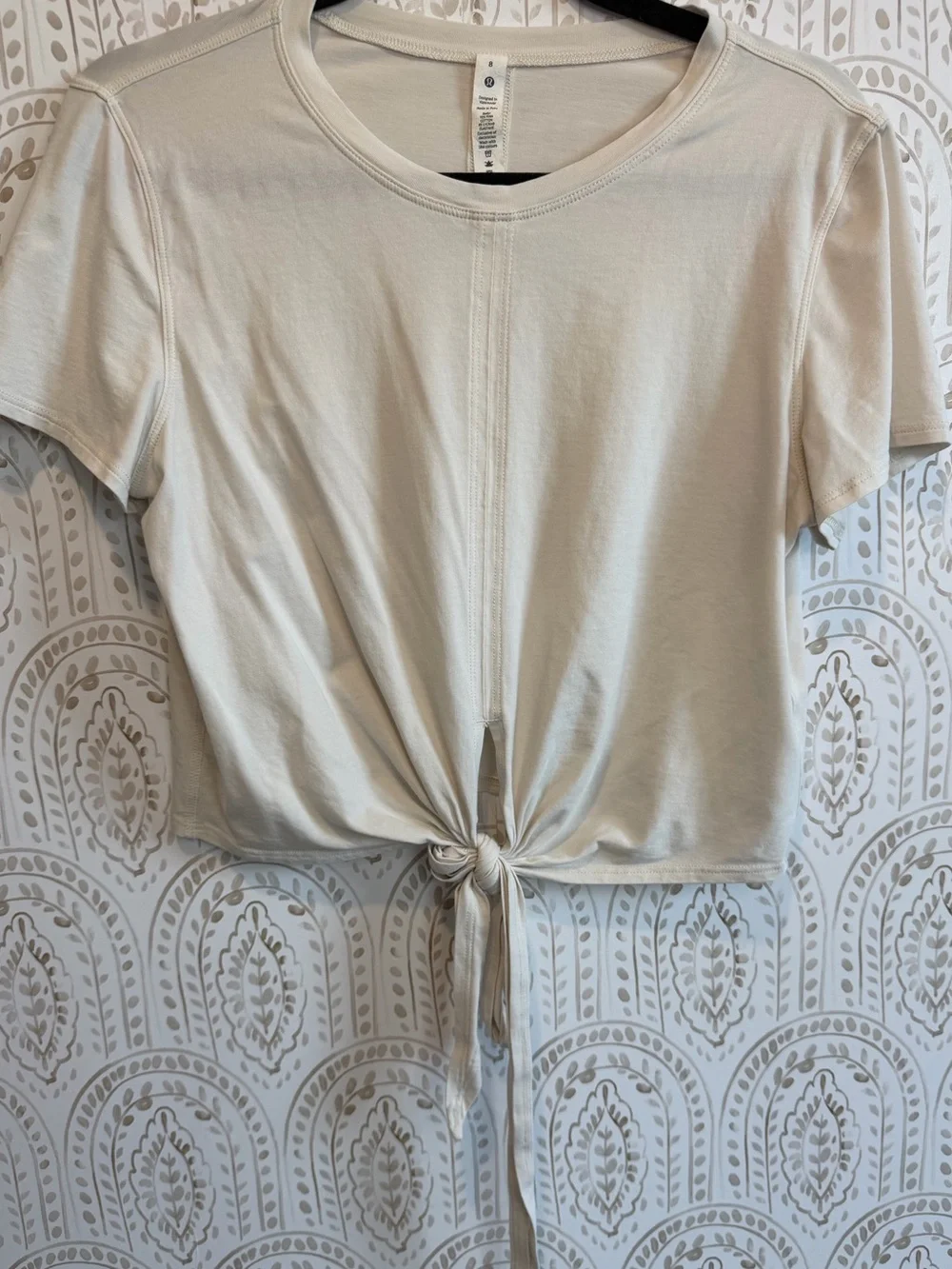 LuLuLemon All Sport Tie Front Shirt size 8 Ivory Cream Off White